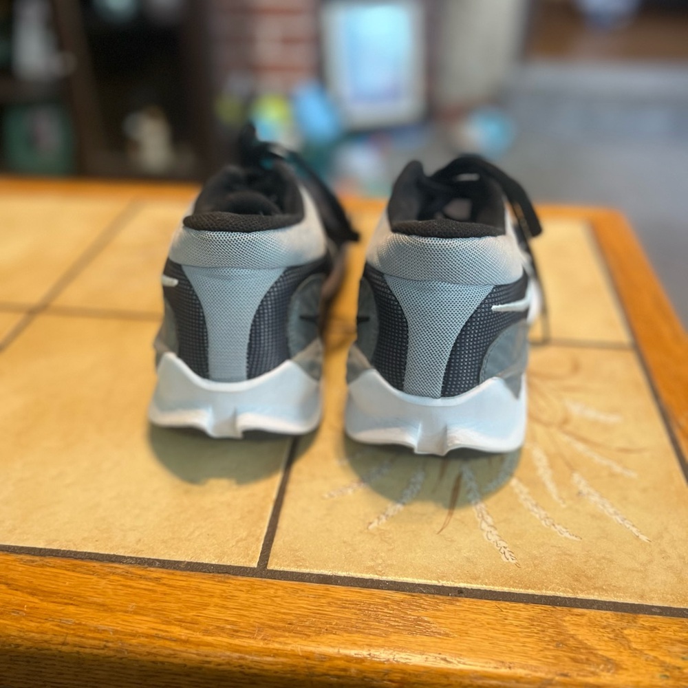 Nike Men’s Size 10 Renew Elevate 3 Lace Up Shoes - Picture 2 of 9